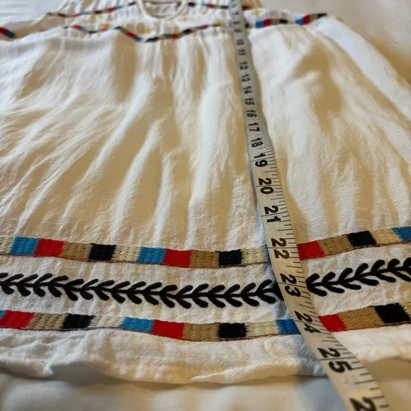 THML Women’s Sz S Linen blend White Embroidered Sleeveless blouse - Picture 8 of 10